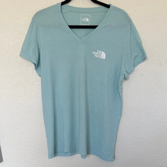 The North Face Women’s XL V-Neck Short Sleeve Active T-Shirt Blue - Picture 4 of 8